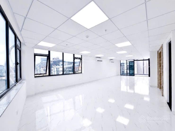 Cắt lỗ cực sâu sàn văn phòng 140m2 chỉ 21tr tại trung tâm đống đa