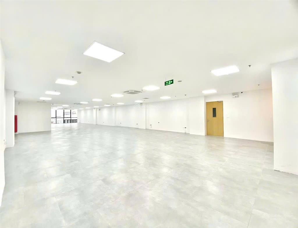 Siêu hiếm! 200m2 văn phòng cầu giấy chỉ 35 triệu/tháng, giá đẹp khó tìm