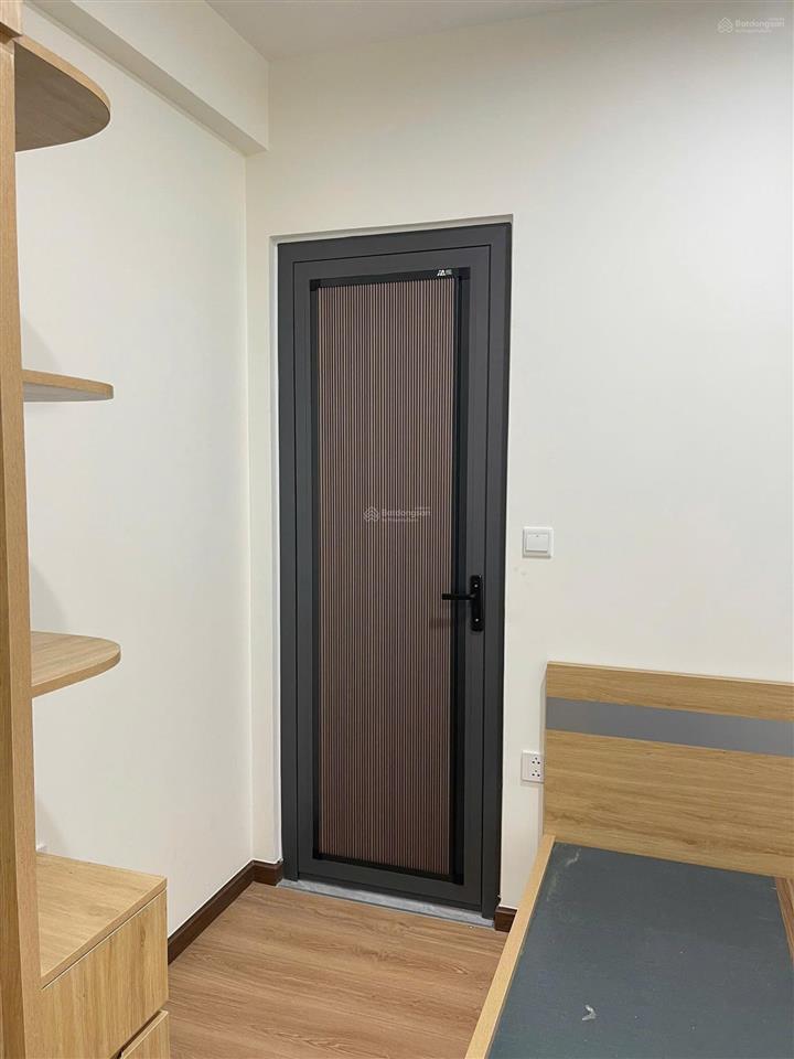Chính chủ cho thuê căn hộ 2pn diamond boulevard giá 4tr8