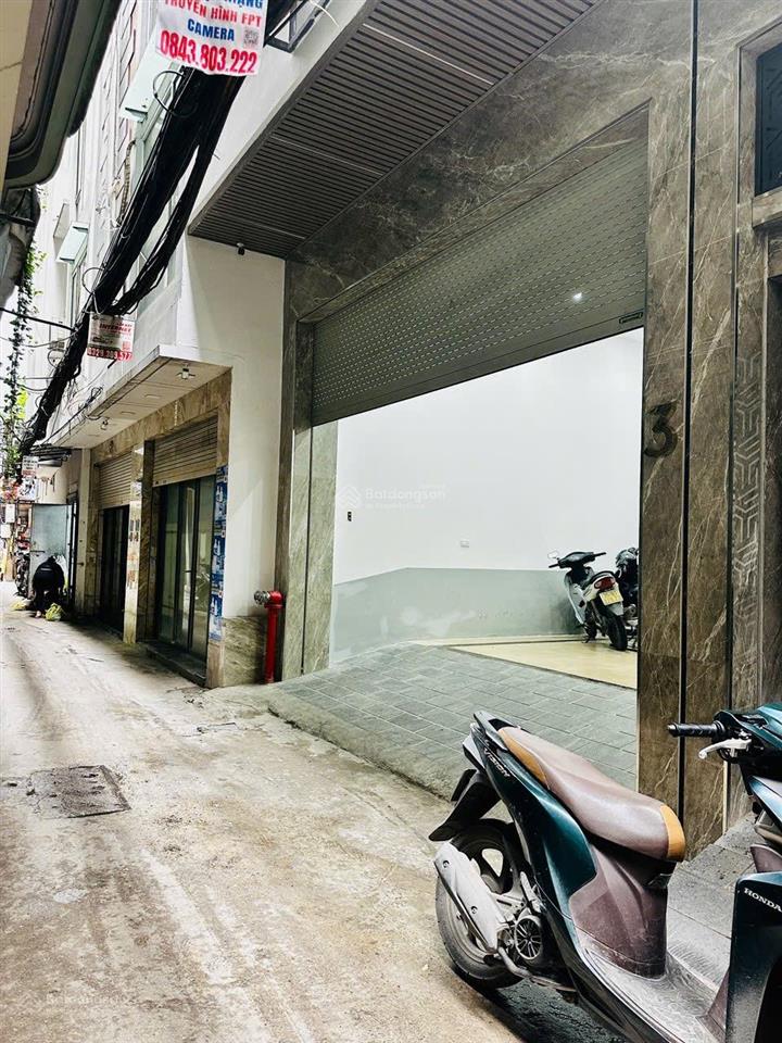 Nhà 7 tầng tại chùa láng  đống đa. 136m2 mt 6.5m. cho thuê 155 tr/tháng. giá 38,9 tỷ. 0793 198 ***