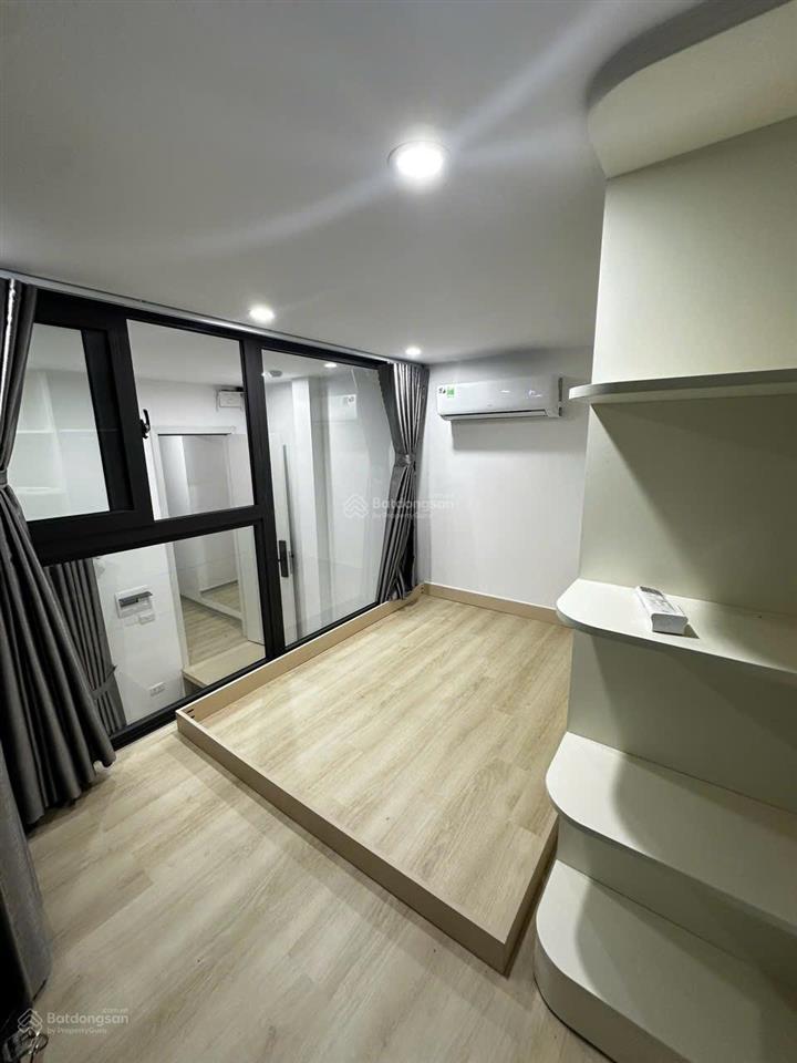Nhà 7 tầng tại chùa láng  đống đa. 136m2 mt 6.5m. cho thuê 155 tr/tháng. giá 38,9 tỷ. 0793 198 ***