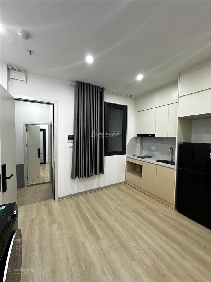 Nhà 7 tầng tại chùa láng  đống đa. 136m2 mt 6.5m. cho thuê 155 tr/tháng. giá 38,9 tỷ. 0793 198 ***