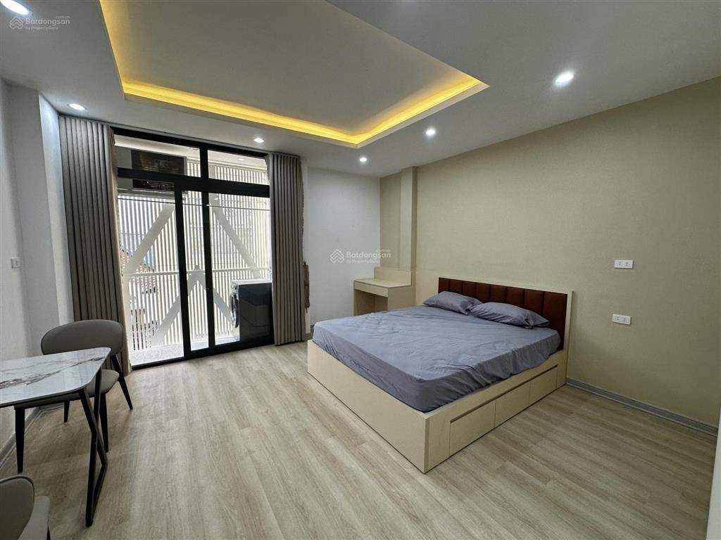 Ccmn 7 tầng tại tt cầu giấy 144m2 mt 9m. 3 mặt thoáng oto tránh view hồ. giá 56,8 tỷ. 0793 198 ***
