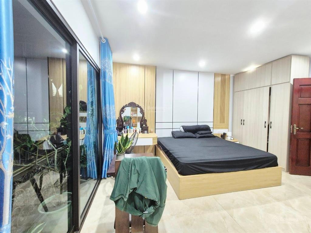 Nhà 8tầng thang máy tại chùa láng, đống đa 60m2 mt 5m. cho thuê 80 tr/th. giá 36tỷ.  0793 198 ***