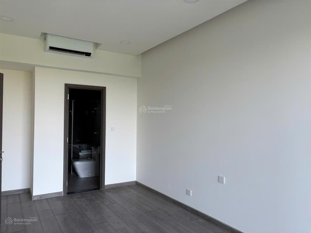 Bán nhanh 3pn 121m2 view biển centery giá 10,5ty bao hết