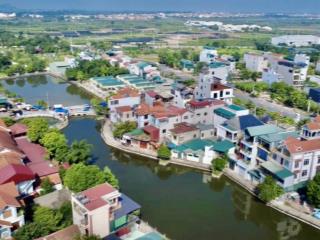 55m giá 13xtr . bác nào cần alo em. ô này ở vị trí đẹp . thuận tiện đi lại