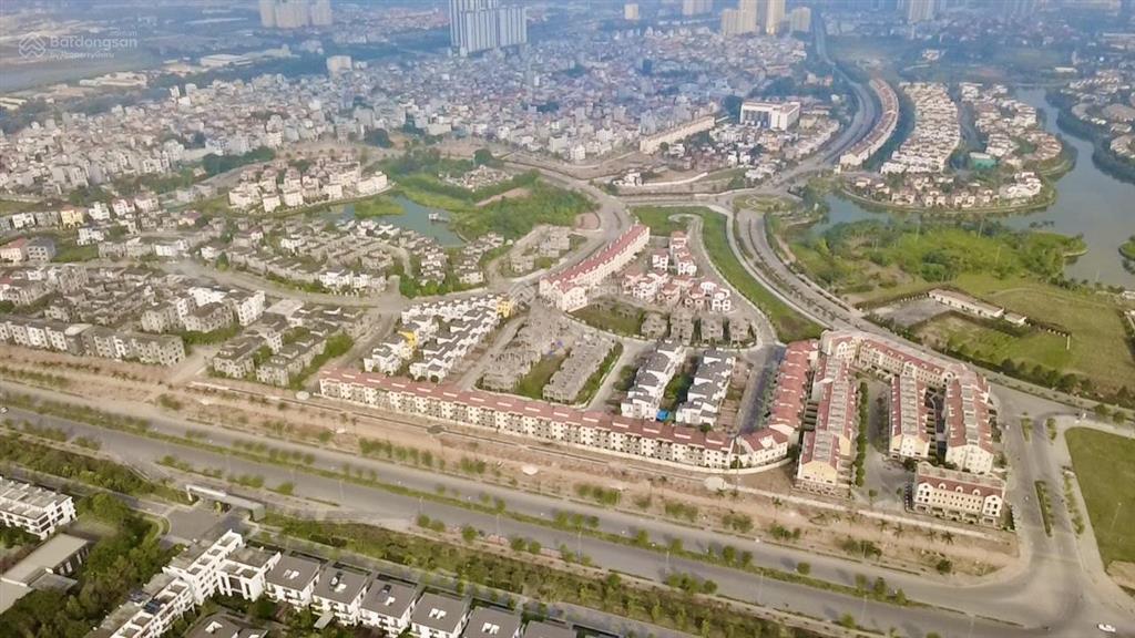 Ngân hàng họp và giảm rồi các sếp ạ. mà ô đất 70m mt ~ 5m có giá rẻ nhất khu vực đất dịch vụ