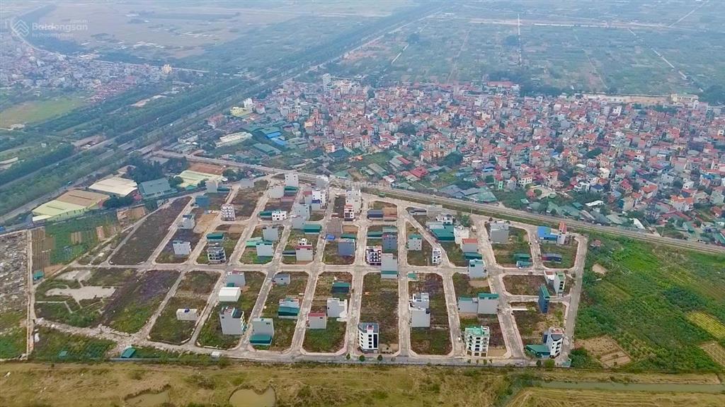 Hàng rẻ đây mn. nhỉnh 5 tỷ ko mua thì tiếc lắm đó ạ