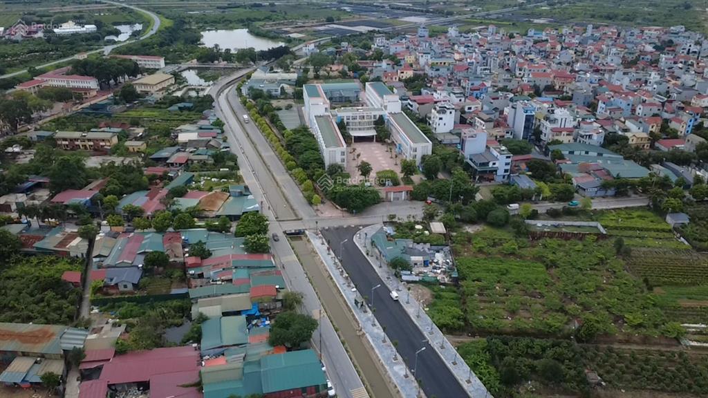 Tài chính hơn 4 tỷ thì mua được ô đất dv song phương rồi mn