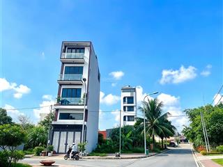 Chủ căn lố giá loanh quanh 90tr có thương lượng mặt tiền hơn 8m