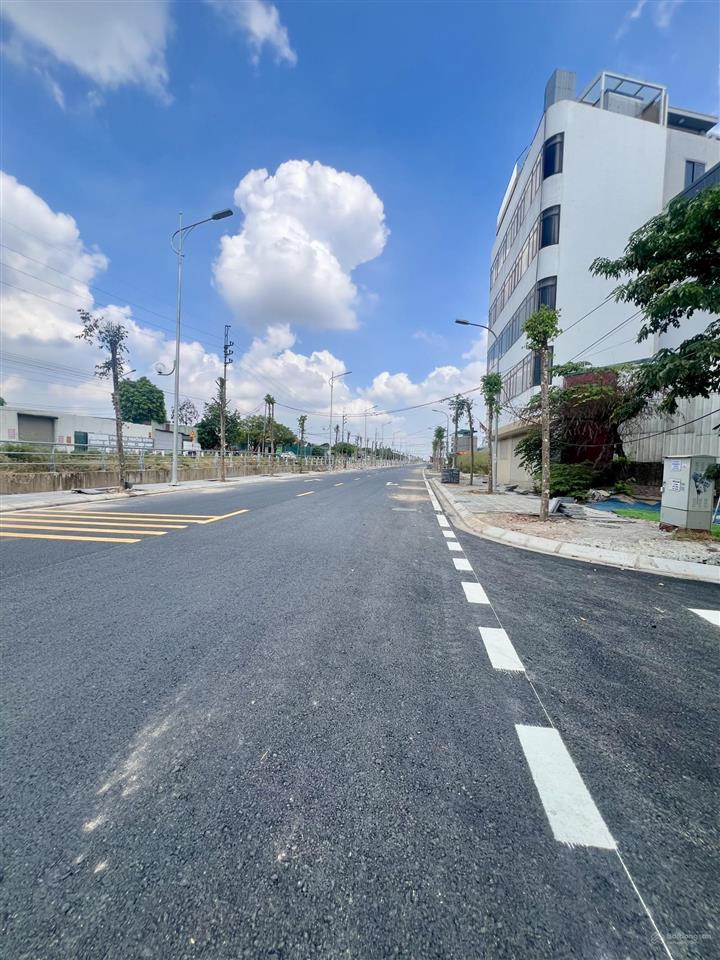 Chỉ hơn 4 tỷ. bắt đáy bđs giá đỉnh 6.5 tỷ, bán hơn 4 tỷ