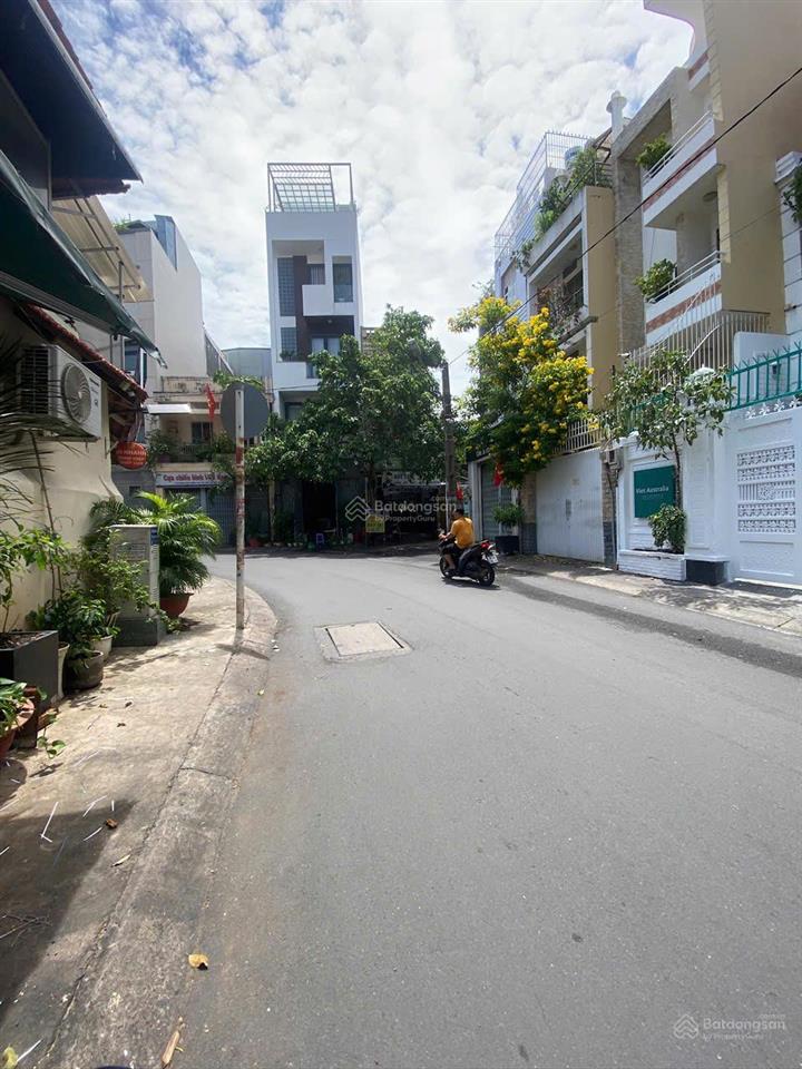 Mặt tiền hoàng diệu, p10 phú nhuận  nhà đẹp vuông vức, gần tiện ích, giá 20 tỷ tl