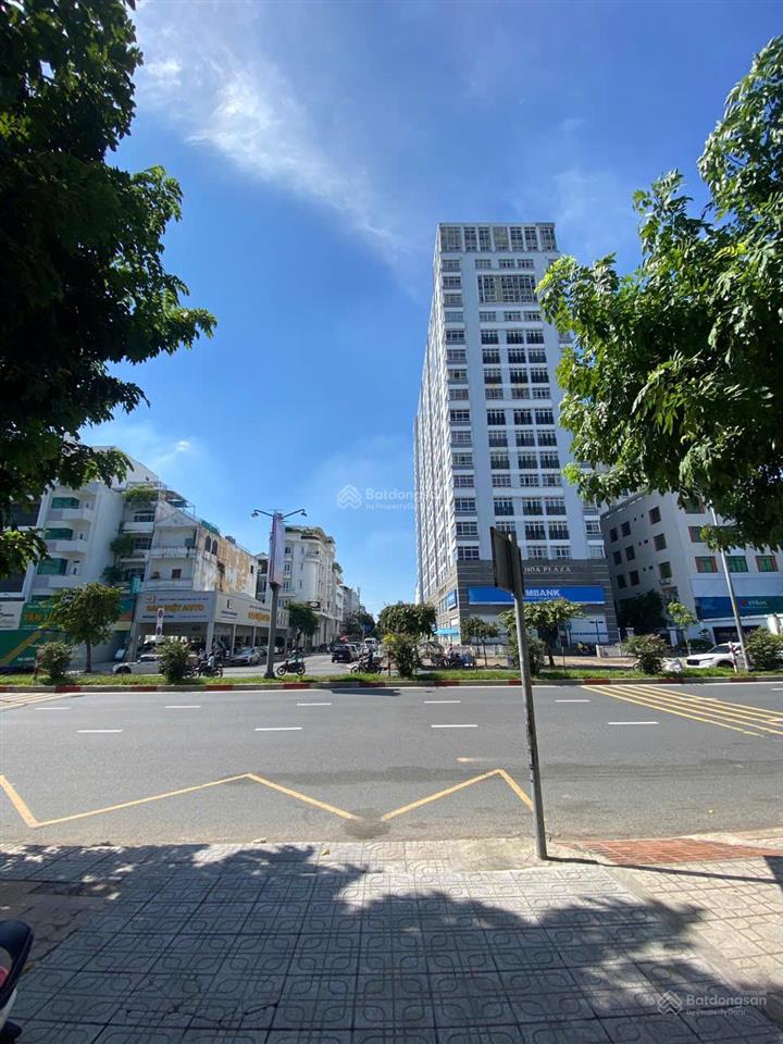 Vị trí vàng mặt tiền cộng hòa ,gần ga t3 & metro. nhà mới xây full đất . chào sở hữu 28.5 tỷ