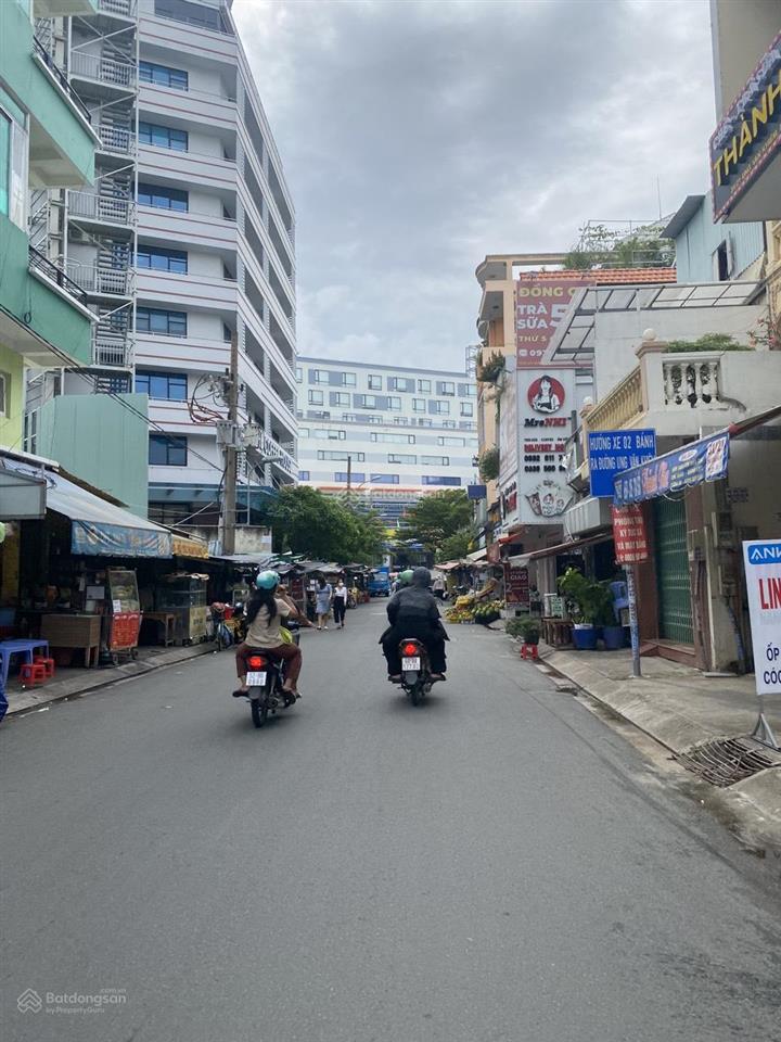 Bán nhà mt hẻm 8m nhánh nguyễn gia trí. ngang 10m, kc 5 tầng, hdt 60tr/tháng. 33 tỷ tl