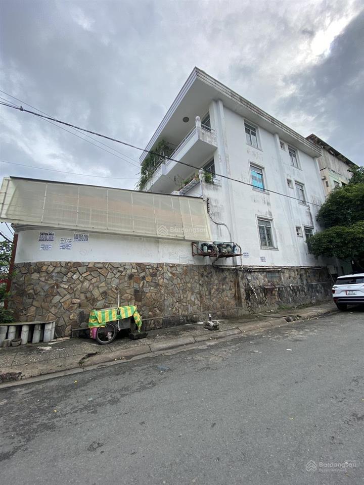 Bán nhà mt hẻm 8m nhánh nguyễn gia trí. ngang 10m, kc 5 tầng, hdt 60tr/tháng. 33 tỷ tl