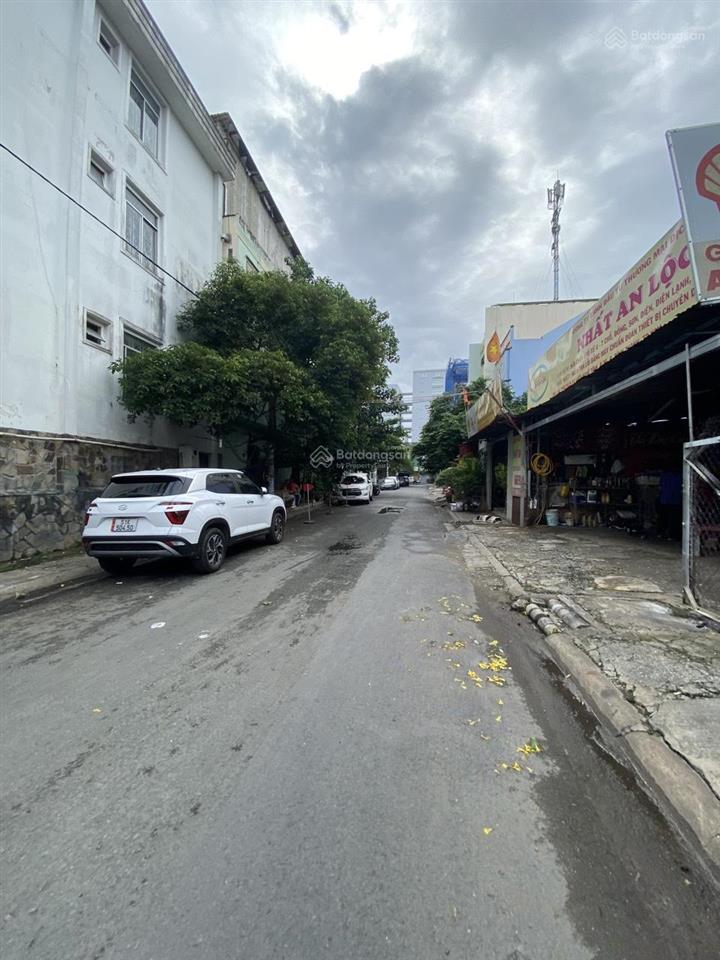 Bán nhà mt hẻm 8m nhánh nguyễn gia trí. ngang 10m, kc 5 tầng, hdt 60tr/tháng. 33 tỷ tl