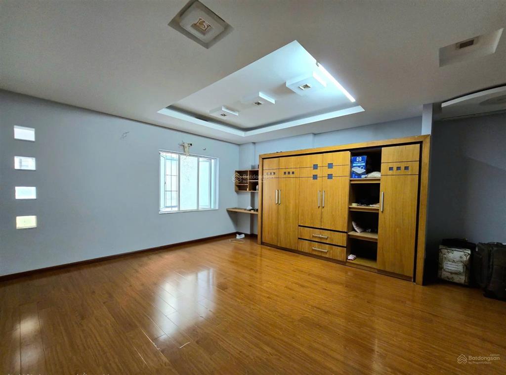 Hẻm xe hơi phú nhuận, nhà ngang 6m, trung tâm, dễ thanh khoản, 15 tỷ
