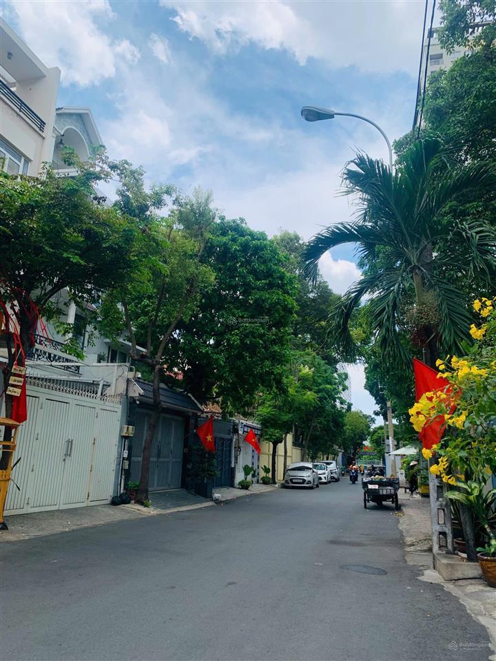 Tòa nhà văn phòng tại hẻm 8m thông phổ quang  gần sân bay tsn. 5x20, 8 tầng + hầm + thang máy.