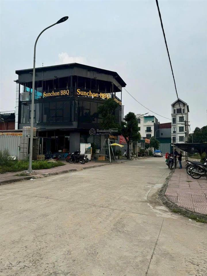 Bán đất đấu giá x3 giá 10.5 tỷ, vỉa hè, đường 13m, mặt tiền 6.25m