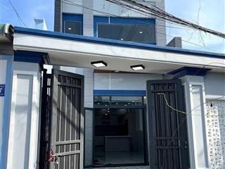 Bán nhà lầu 5 x23m gần khu công nghiệp gần khu đô thị 5 sao giá chỉ 2,050 tỷ shr