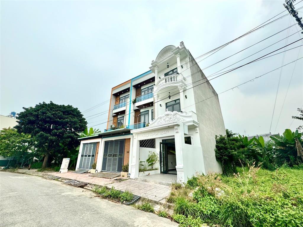 Bán nhà 1 trệt 2 lầu đối diện ubnd xã phước lý mới  giá 3,1 tỷ