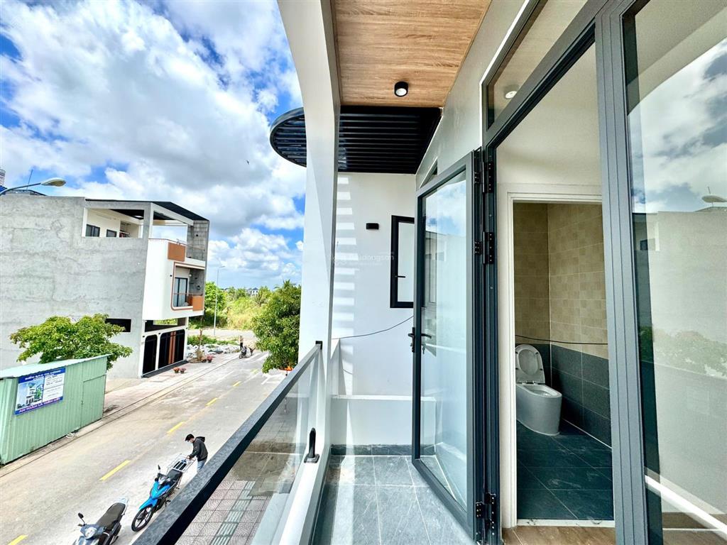 Nhà đẹp mới xây 80m2 tại the sol city đúng 3,8t đã hoàn công