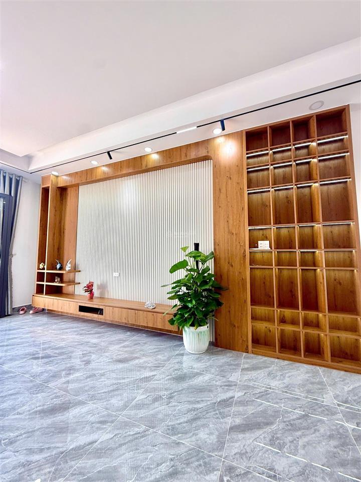 Cặp nhà mới 2 mặt tiền trước sau  kđt the sol city, mái đúc