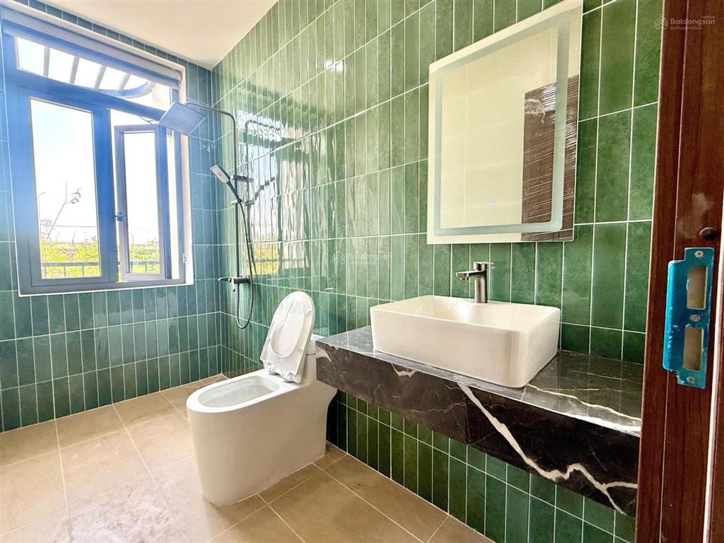 Cặp nhà mới 2 mặt tiền trước sau  kđt the sol city, mái đúc