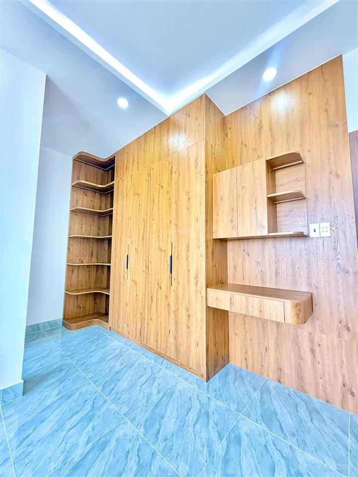 Cặp nhà mới 2 mặt tiền trước sau  kđt the sol city, mái đúc