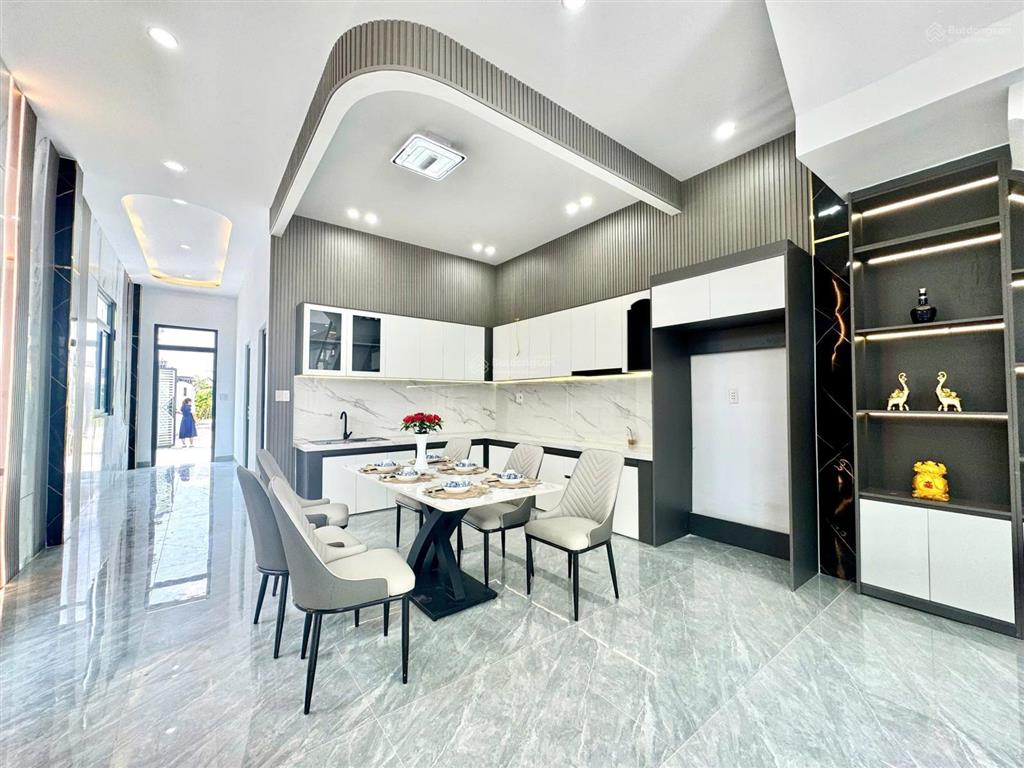 Nhà sân vườn 6x40m ngay chợ long thượng ở như nghỉ dưỡng