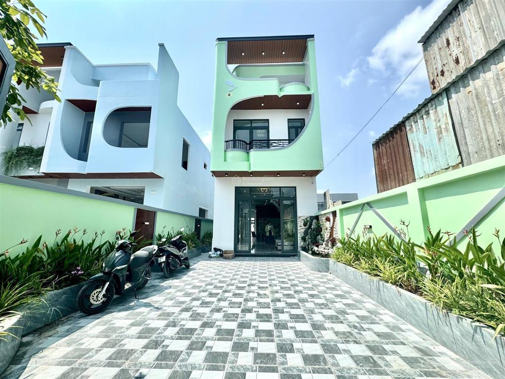 Nhà sân vườn 6x40m ngay chợ long thượng ở như nghỉ dưỡng