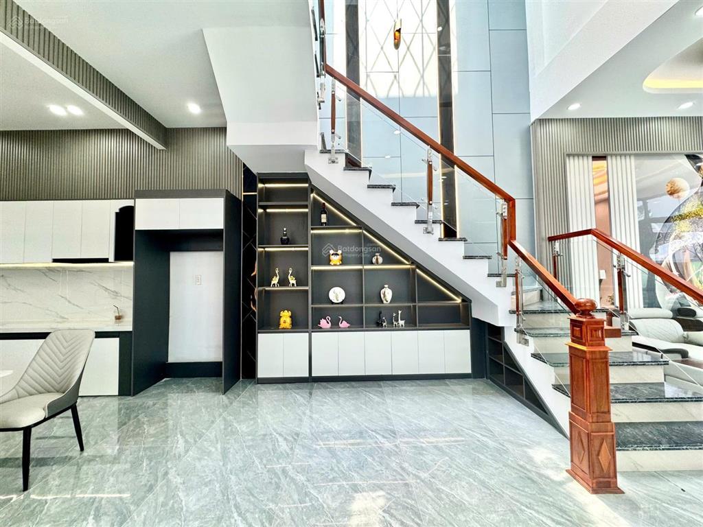 Nhà sân vườn 6x40m ngay chợ long thượng ở như nghỉ dưỡng