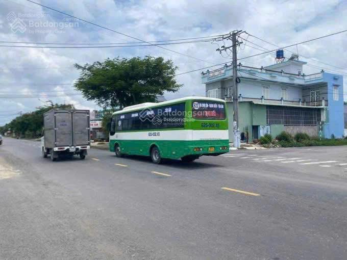 Lô góc 3 mặt tiền xây dựng full đất, không lộ giới