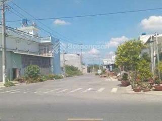 Lô góc 3 mặt tiền  xây dựng full đất, không lộ giới