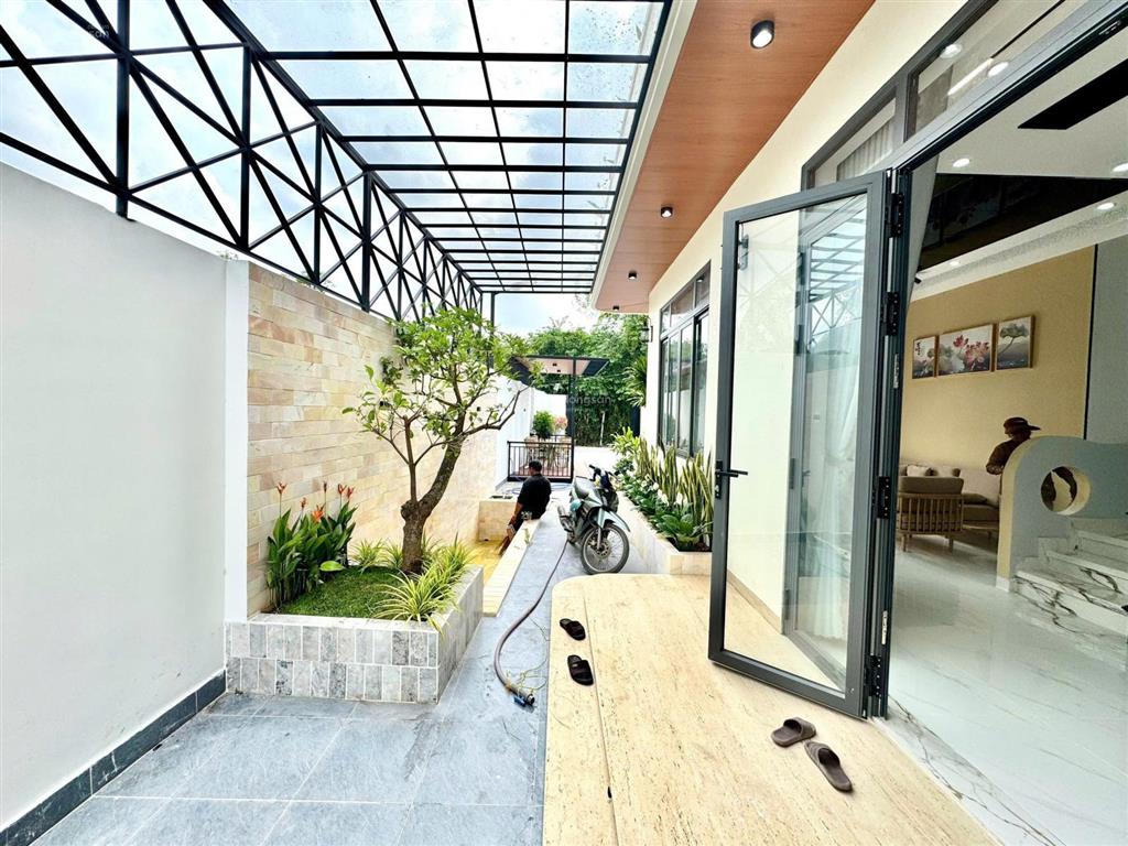 Siêu phẩm nhà phố sân vườn 288m2 gần kcn cầu tràm