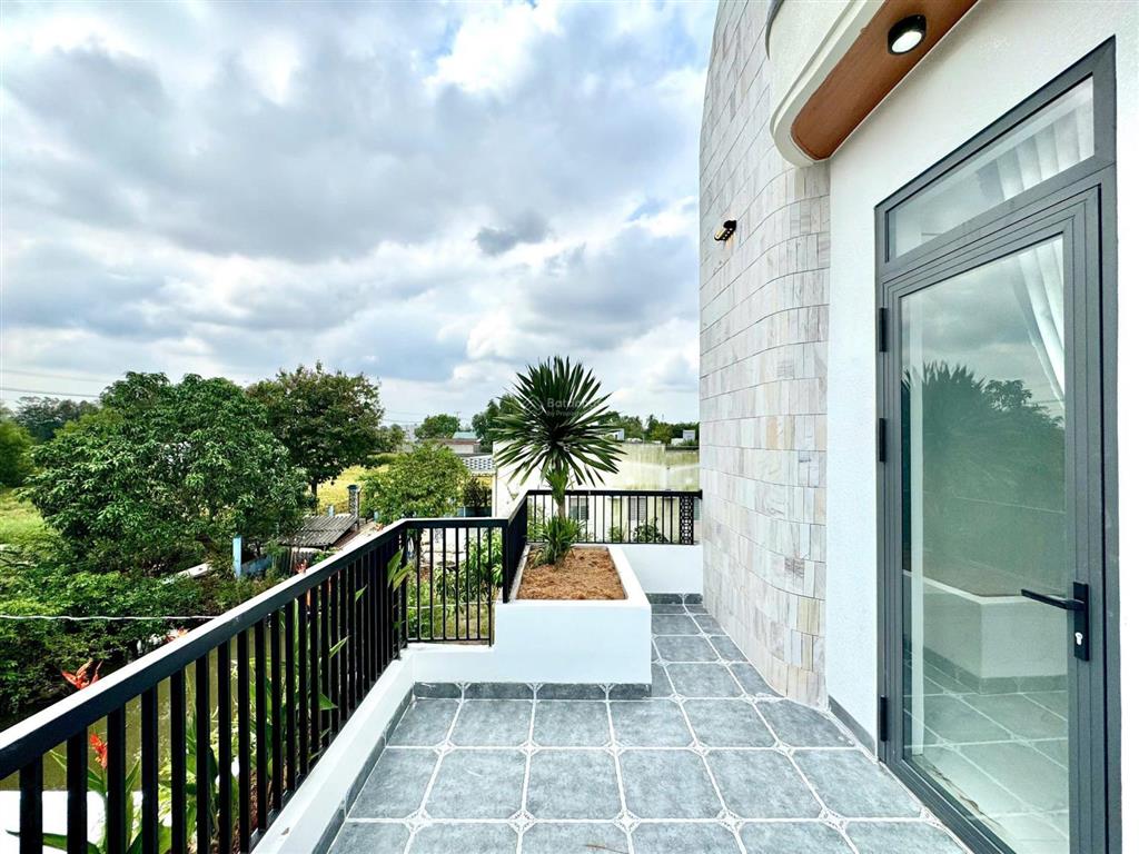 Siêu phẩm nhà phố sân vườn 288m2 gần kcn cầu tràm