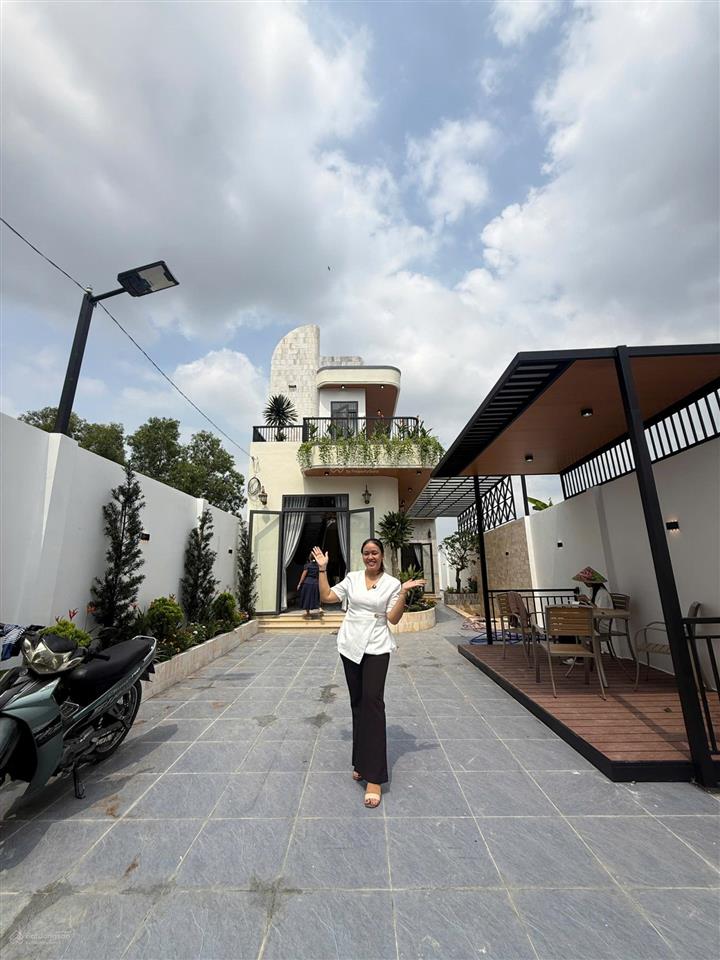 Siêu phẩm nhà phố sân vườn 288m2 gần kcn cầu tràm