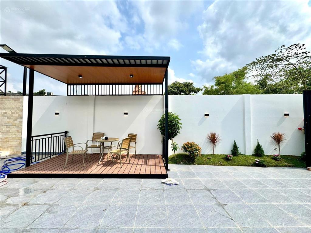 Siêu phẩm nhà phố sân vườn 288m2 gần kcn cầu tràm