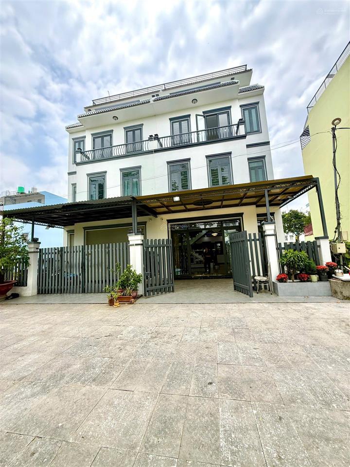 Nhà đẹp giá tốt tại kđt năm sao eco city