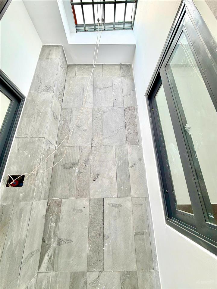 Bán nhà cấp 4 long thượng 5x29m, 3pn 2wc, giá 2.25 tỷ, cách chợ 2km