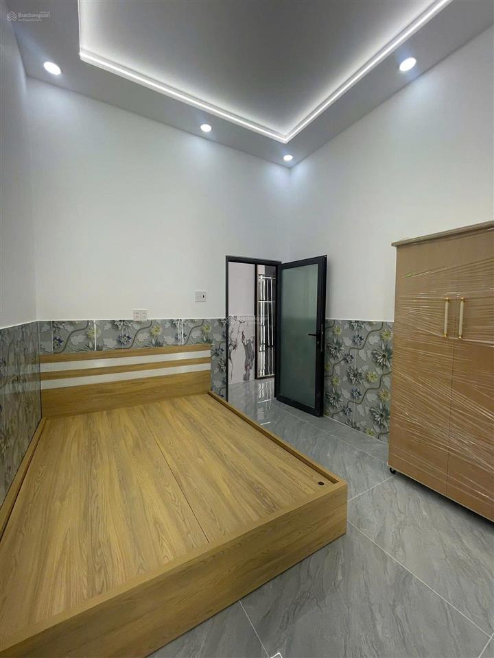 Nhà mới hiện đại kdc hải sơn cạnh chợ hưng long tp hcm