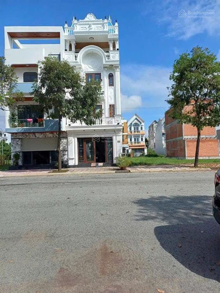 Cho thuê nhà kđt năm sao 1 giá 12 triệu