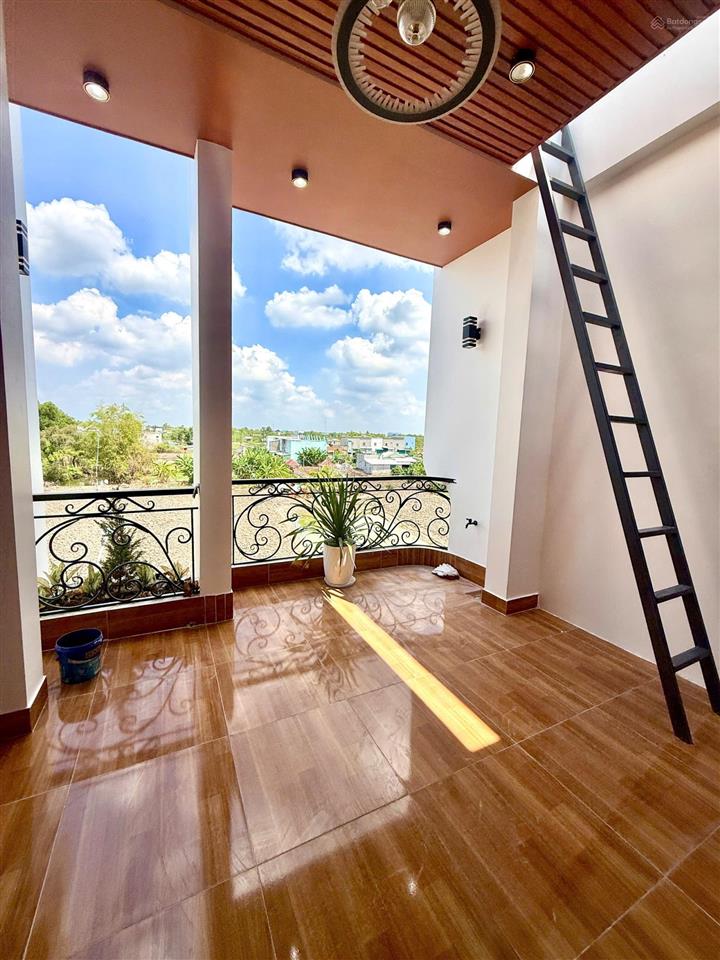 Căn nhà đẹp full nội thất  tân điền, long thượng, cần giuộc, long an