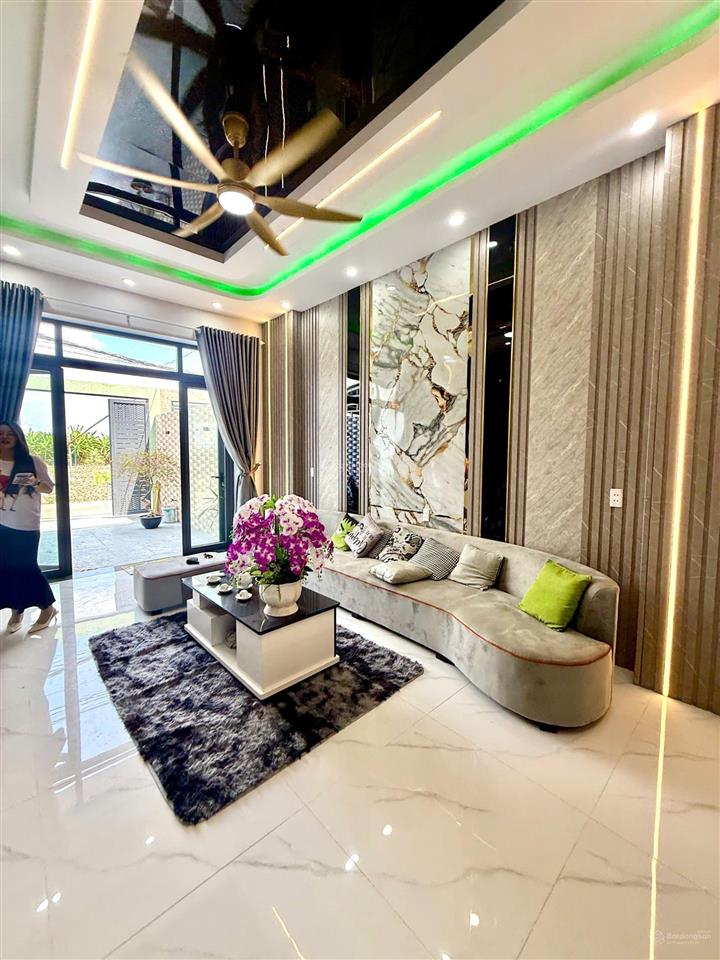 Căn nhà đẹp full nội thất  tân điền, long thượng, cần giuộc, long an