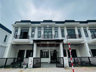 Nhà phố mới khu đô thị the sol city