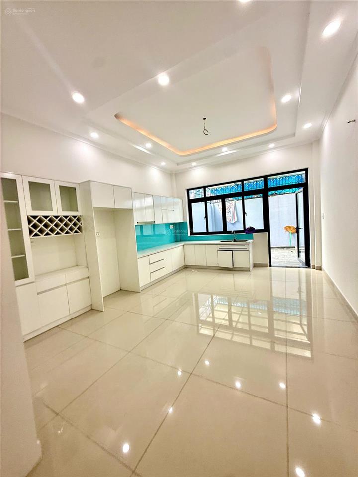 Nhà ngộp kđt năm sao eco city  chợ bình chánh chỉ 2km