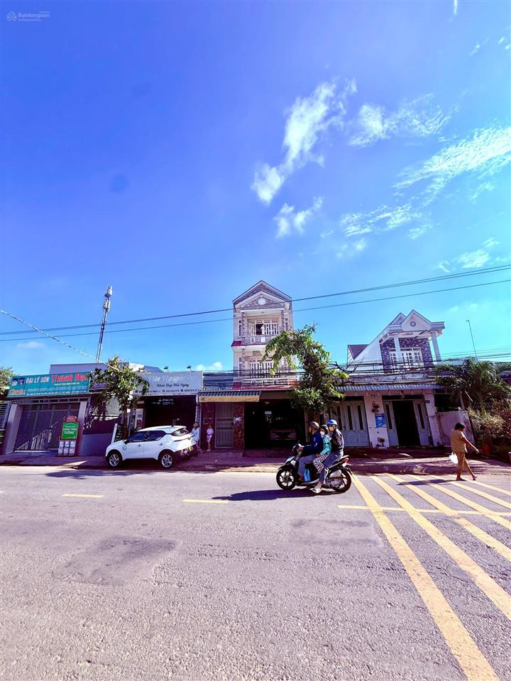 Nhà mặt tiền mở mắt có tiền giá rẻ cơ hội hiếm thuận tiện cho thuê buôn bán
