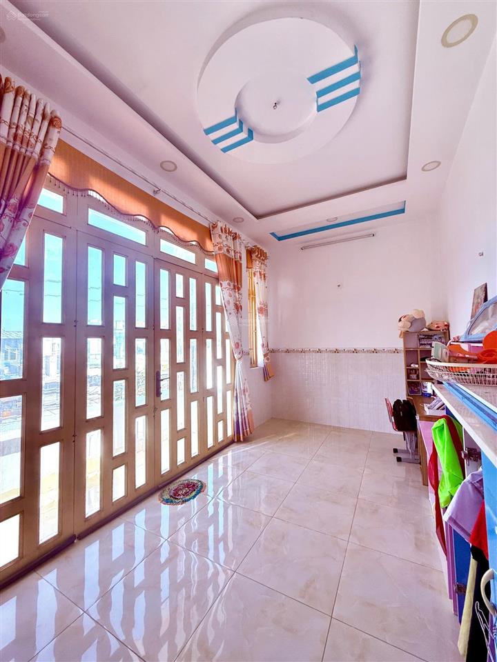 Nhà mặt tiền mở mắt có tiền giá rẻ cơ hội hiếm thuận tiện cho thuê buôn bán