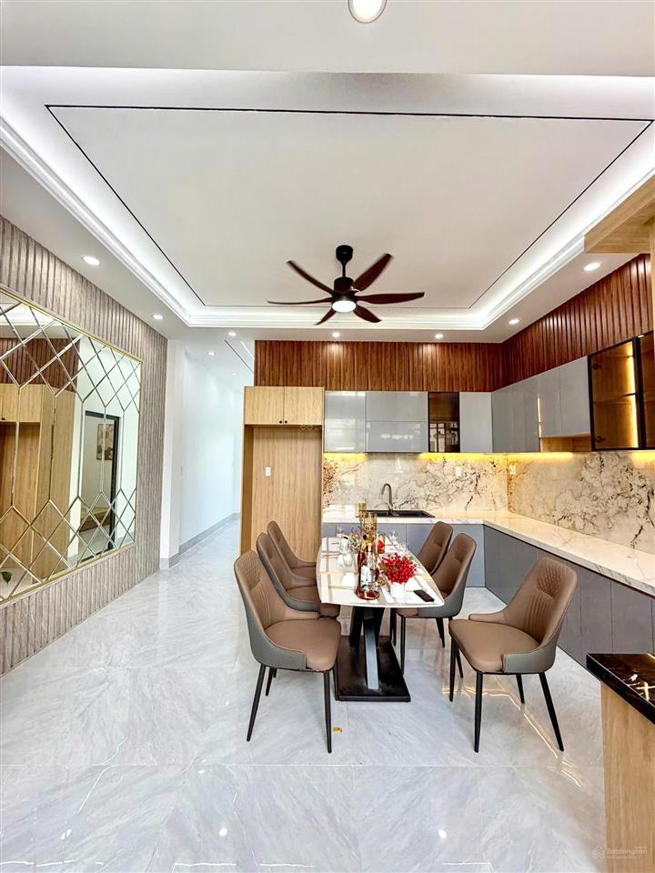Căn gác lửng đẹp mê gần kcn cầu tràm  long trạch, cần đước, long an