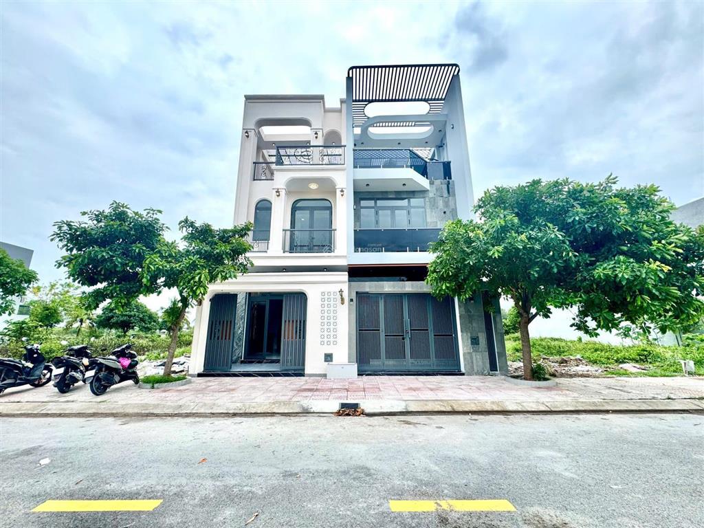 Nhà phố the sol city đường n9. dt 80m2